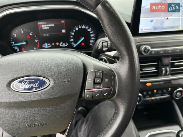 Красный Форд Фокус, объемом двигателя 1.5 л и пробегом 96 тыс. км за 14300 $, фото 27 на Automoto.ua