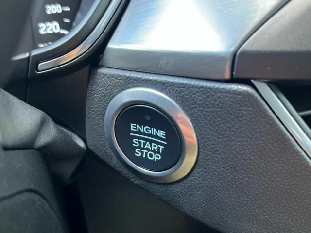 Красный Форд Фокус, объемом двигателя 0 л и пробегом 96 тыс. км за 14700 $, фото 15 на Automoto.ua