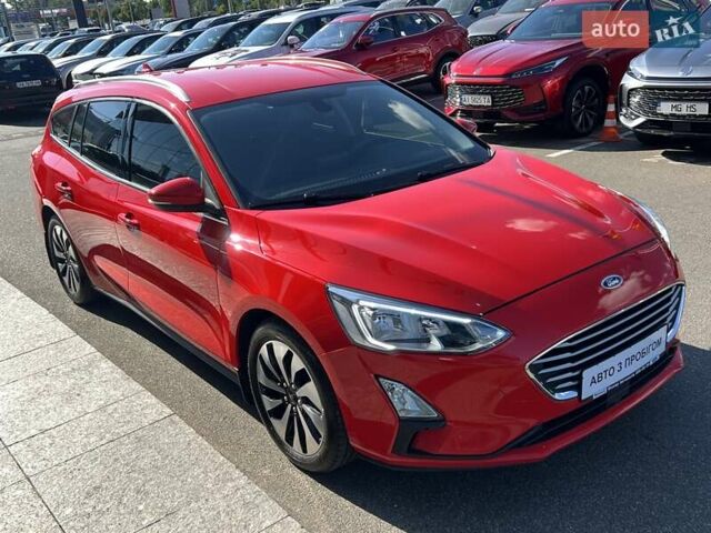 Красный Форд Фокус, объемом двигателя 1 л и пробегом 63 тыс. км за 15500 $, фото 8 на Automoto.ua