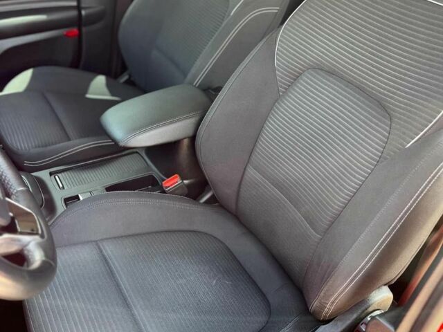 Красный Форд Фокус, объемом двигателя 0 л и пробегом 96 тыс. км за 14700 $, фото 12 на Automoto.ua