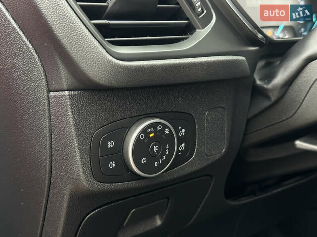 Красный Форд Фокус, объемом двигателя 1.5 л и пробегом 96 тыс. км за 14300 $, фото 22 на Automoto.ua