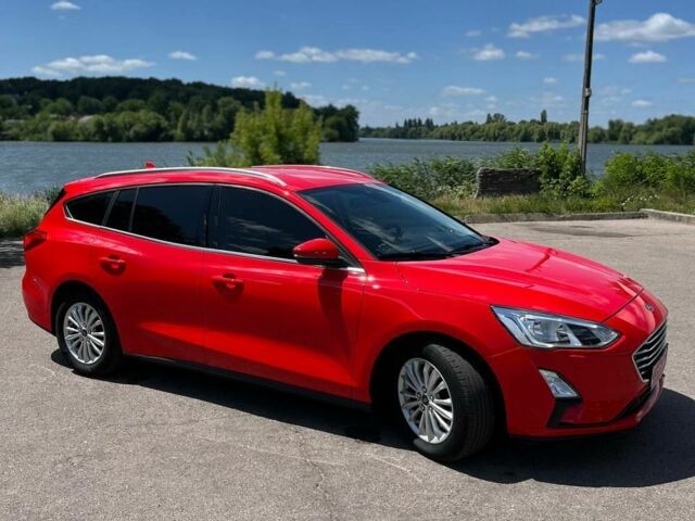 Красный Форд Фокус, объемом двигателя 0 л и пробегом 96 тыс. км за 14700 $, фото 2 на Automoto.ua