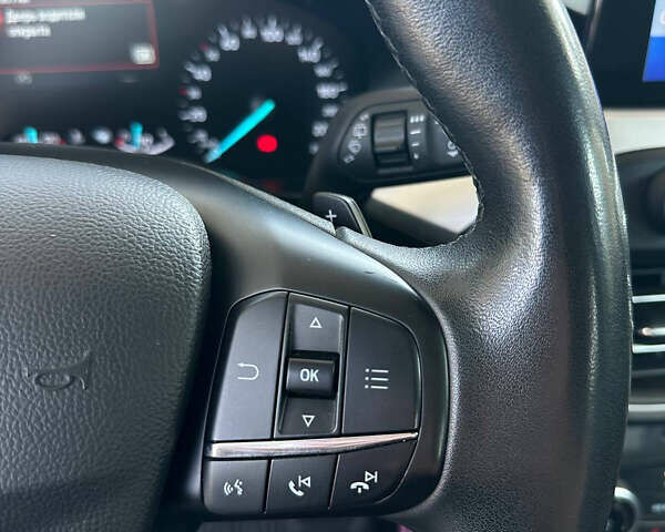 Красный Форд Фокус, объемом двигателя 1.5 л и пробегом 242 тыс. км за 12299 $, фото 25 на Automoto.ua