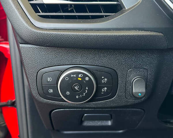 Красный Форд Фокус, объемом двигателя 1.5 л и пробегом 242 тыс. км за 12499 $, фото 28 на Automoto.ua