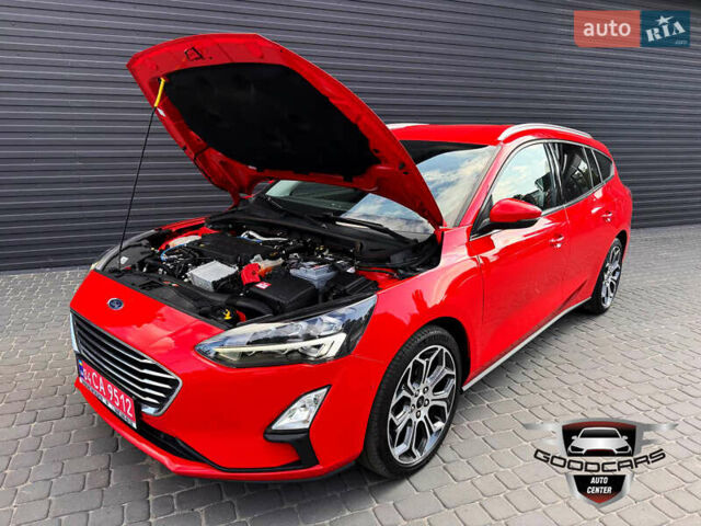 Красный Форд Фокус, объемом двигателя 2 л и пробегом 170 тыс. км за 15000 $, фото 8 на Automoto.ua