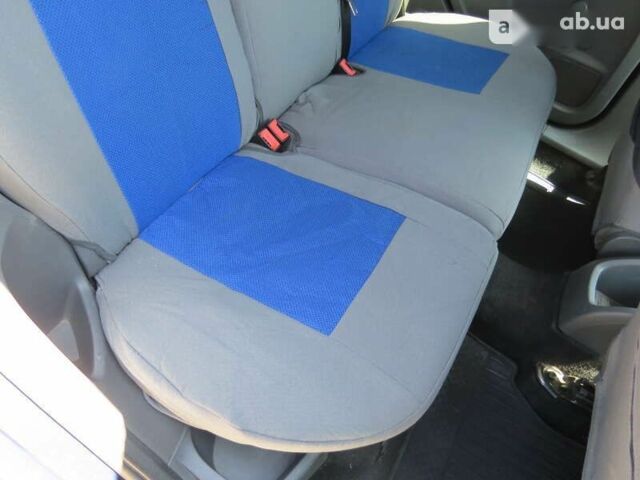 Форд Фокус, объемом двигателя 1.6 л и пробегом 205 тыс. км за 3800 $, фото 15 на Automoto.ua