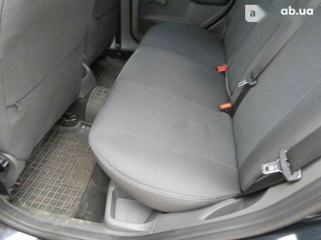 Форд Фокус, объемом двигателя 1.6 л и пробегом 195 тыс. км за 5300 $, фото 11 на Automoto.ua