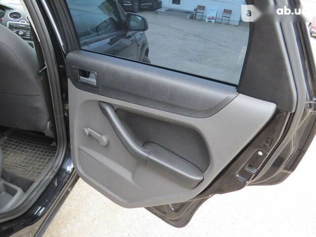 Форд Фокус, объемом двигателя 1.6 л и пробегом 195 тыс. км за 5300 $, фото 13 на Automoto.ua