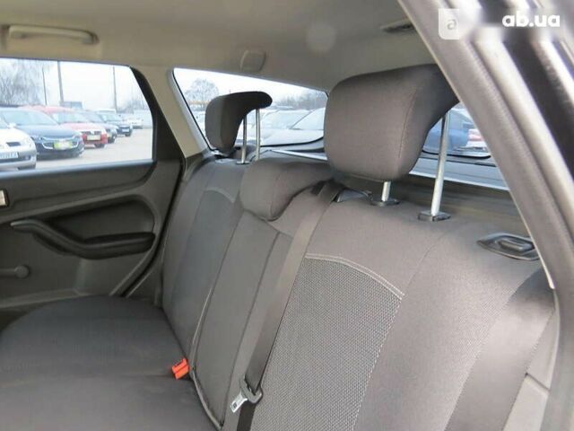 Форд Фокус, объемом двигателя 1.6 л и пробегом 195 тыс. км за 5300 $, фото 10 на Automoto.ua