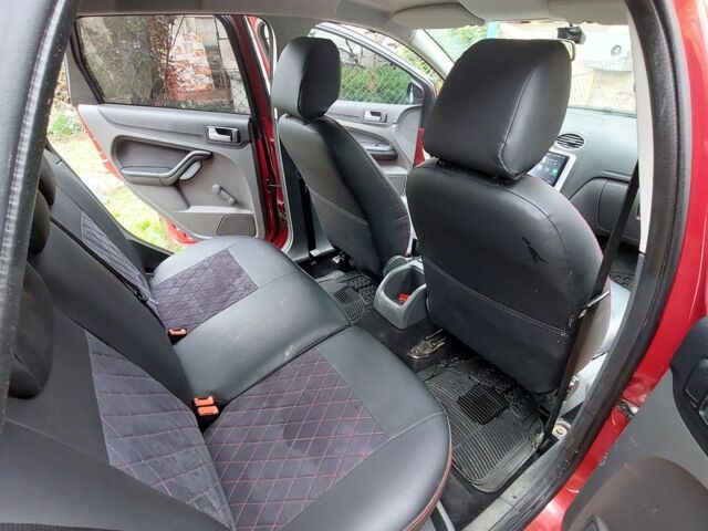 Форд Фокус, объемом двигателя 1.6 л и пробегом 221 тыс. км за 5000 $, фото 1 на Automoto.ua