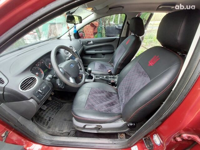 Форд Фокус, объемом двигателя 1.6 л и пробегом 221 тыс. км за 5000 $, фото 9 на Automoto.ua