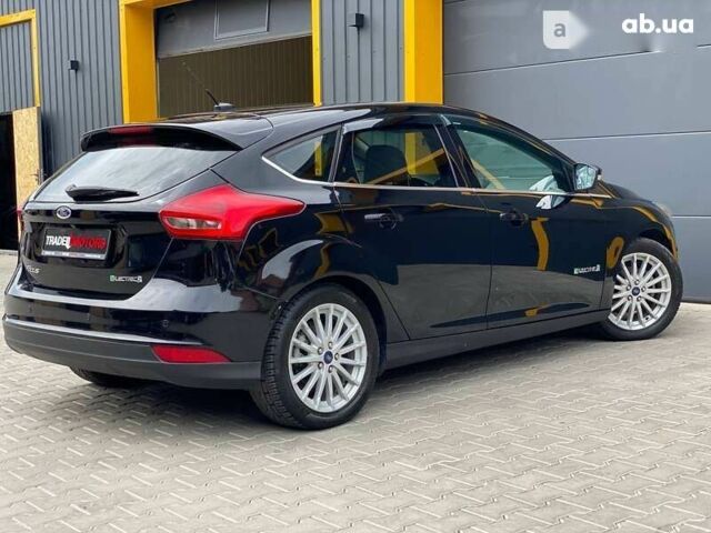 Форд Фокус 2016 в Киеве на Automoto.ua Форд Фокус, объемом двигателя 0 л и пробегом 63 тыс. км за 10000 $, фото 24 на Automoto.ua