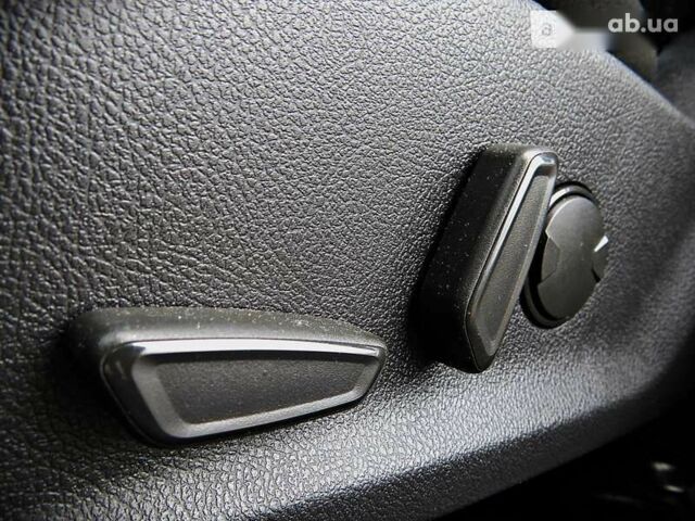 Форд Фокус 2016 в Черкассах на Automoto.ua Форд Фокус, объемом двигателя 2 л и пробегом 63 тыс. км за 9950 $, фото 7 на Automoto.ua