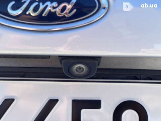 Форд Фокус, объемом двигателя 2 л и пробегом 216 тыс. км за 9200 $, фото 29 на Automoto.ua