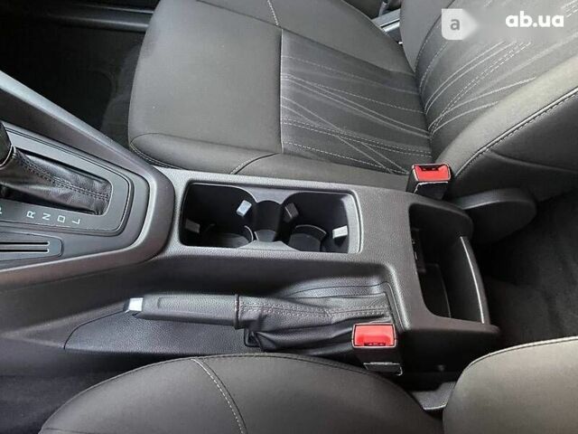 Форд Фокус, об'ємом двигуна 2 л та пробігом 90 тис. км за 9300 $, фото 12 на Automoto.ua