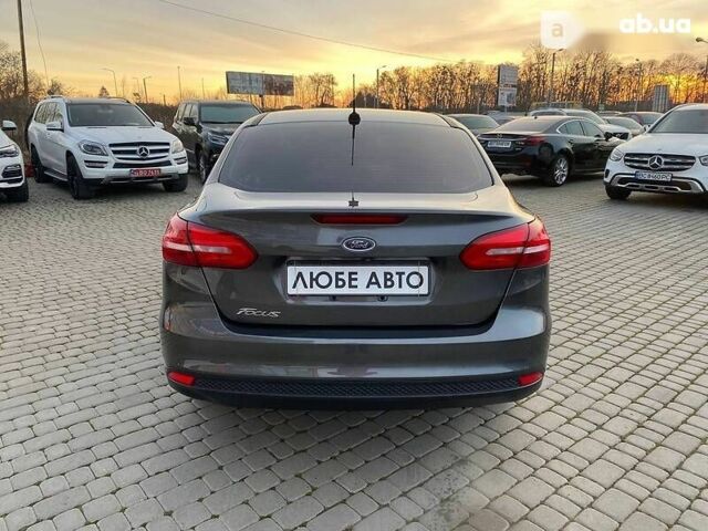 Форд Фокус, об'ємом двигуна 2 л та пробігом 90 тис. км за 9300 $, фото 4 на Automoto.ua