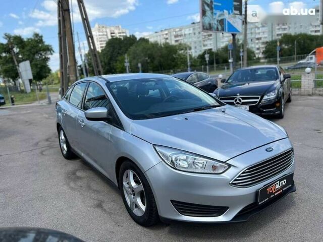 Форд Фокус, об'ємом двигуна 2 л та пробігом 99 тис. км за 10900 $, фото 2 на Automoto.ua