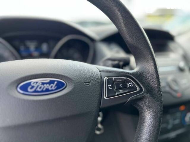 Форд Фокус, об'ємом двигуна 2 л та пробігом 99 тис. км за 10900 $, фото 22 на Automoto.ua