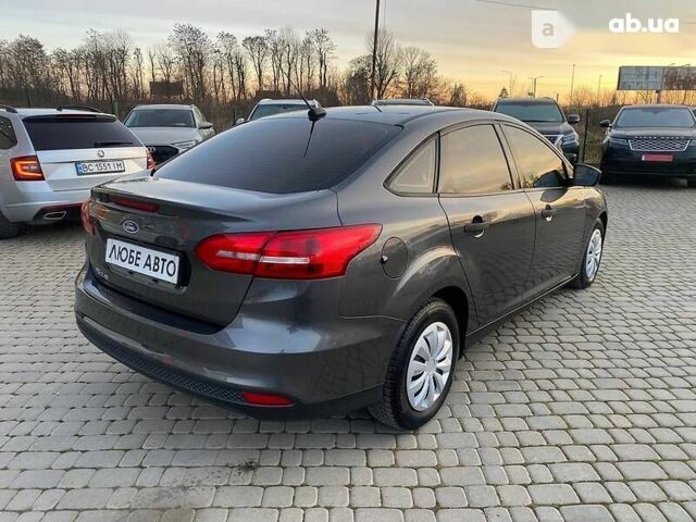Форд Фокус, об'ємом двигуна 2 л та пробігом 90 тис. км за 9300 $, фото 5 на Automoto.ua