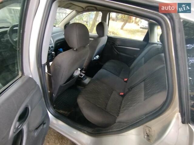 Форд Фокус, об'ємом двигуна 1.6 л та пробігом 180 тис. км за 2750 $, фото 2 на Automoto.ua