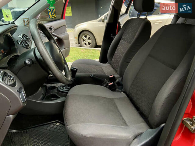 Форд Фокус, объемом двигателя 1.6 л и пробегом 199 тыс. км за 2950 $, фото 23 на Automoto.ua