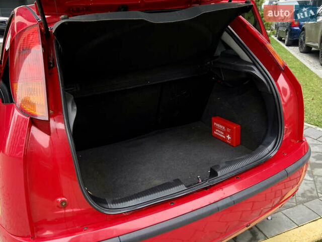 Форд Фокус, объемом двигателя 1.6 л и пробегом 199 тыс. км за 2950 $, фото 35 на Automoto.ua