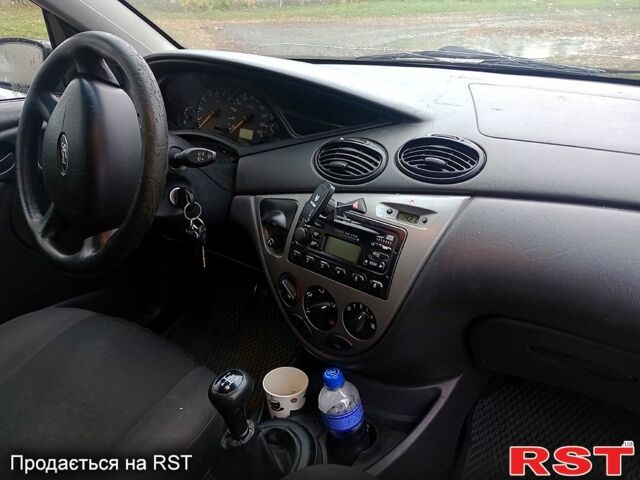 Форд Фокус, объемом двигателя 1.6 л и пробегом 330 тыс. км за 2200 $, фото 2 на Automoto.ua
