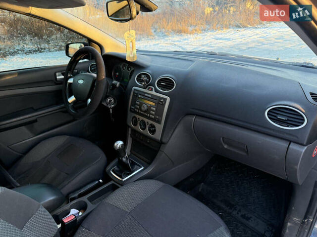 Форд Фокус, об'ємом двигуна 1.6 л та пробігом 320 тис. км за 3450 $, фото 6 на Automoto.ua
