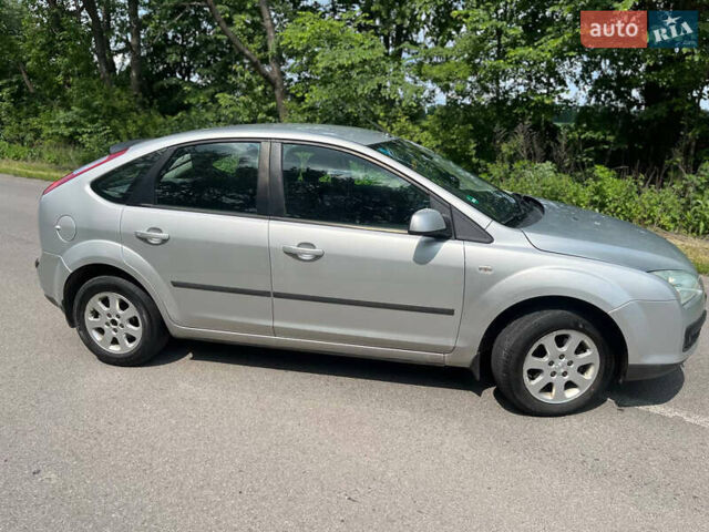 Форд Фокус, объемом двигателя 1.4 л и пробегом 235 тыс. км за 4000 $, фото 5 на Automoto.ua