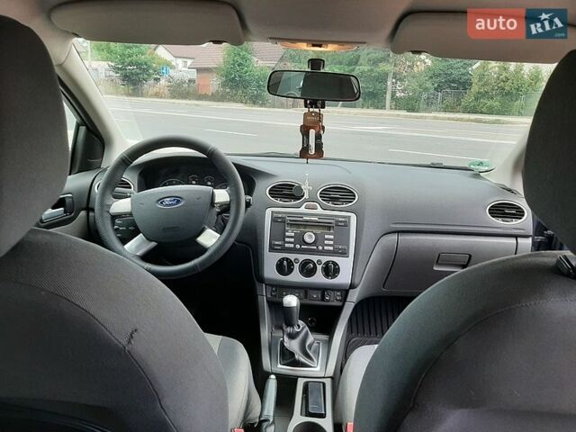 Форд Фокус, объемом двигателя 1.6 л и пробегом 267 тыс. км за 3900 $, фото 5 на Automoto.ua