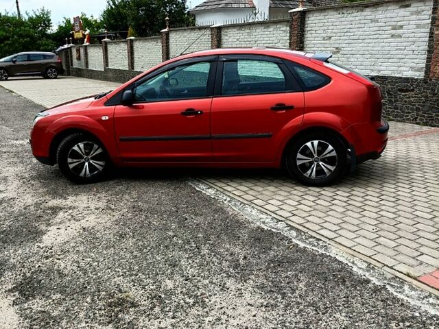 Форд Фокус, объемом двигателя 1.6 л и пробегом 215 тыс. км за 4700 $, фото 1 на Automoto.ua