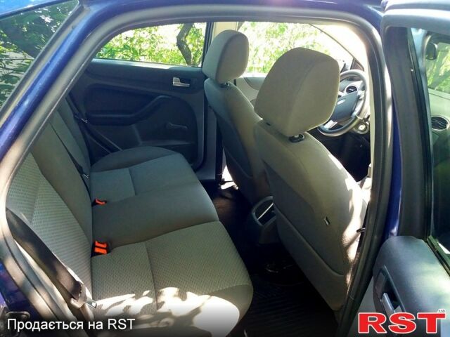 Форд Фокус 2007 в Киеве на Automoto.ua Форд Фокус, объемом двигателя 1.6 л и пробегом 143 тыс. км за 6400 $, фото 5 на Automoto.ua