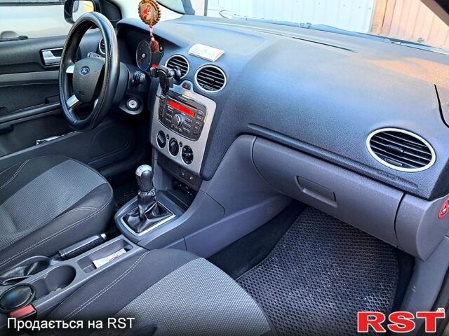 Форд Фокус, объемом двигателя 16 л и пробегом 215 тыс. км за 4500 $, фото 12 на Automoto.ua