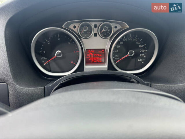 Форд Фокус, объемом двигателя 1.56 л и пробегом 333 тыс. км за 4400 $, фото 13 на Automoto.ua