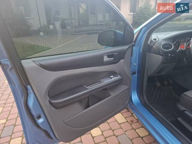 Форд Фокус, объемом двигателя 1.6 л и пробегом 165 тыс. км за 4800 $, фото 15 на Automoto.ua