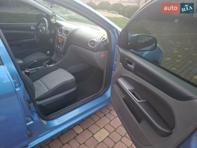 Форд Фокус, объемом двигателя 1.6 л и пробегом 165 тыс. км за 4800 $, фото 14 на Automoto.ua
