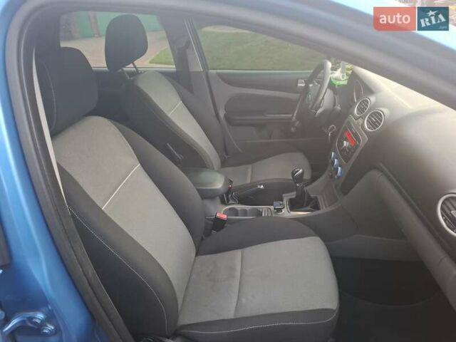 Форд Фокус, объемом двигателя 1.6 л и пробегом 165 тыс. км за 4800 $, фото 9 на Automoto.ua