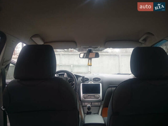 Форд Фокус, объемом двигателя 1.6 л и пробегом 330 тыс. км за 5600 $, фото 14 на Automoto.ua