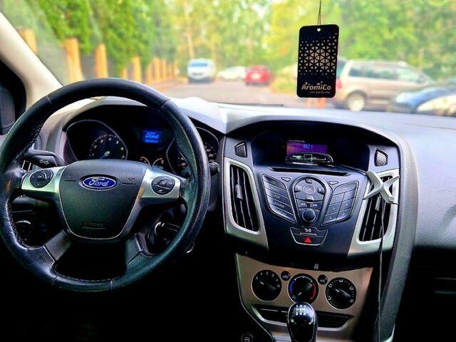 Форд Фокус, объемом двигателя 1.6 л и пробегом 287 тыс. км за 5900 $, фото 4 на Automoto.ua