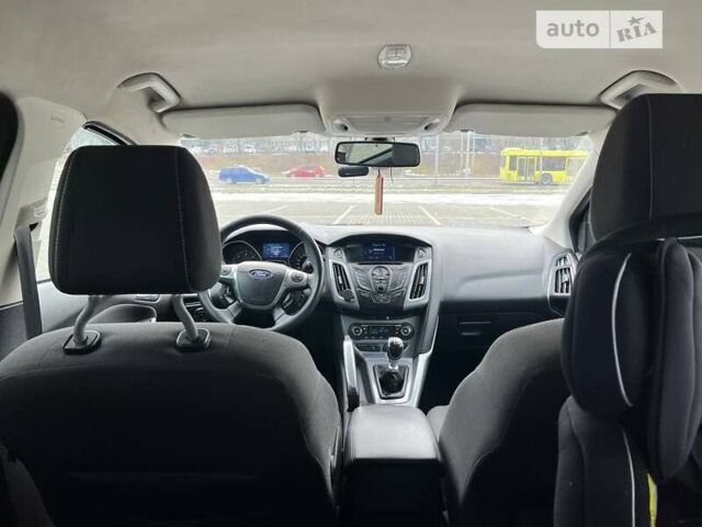 Форд Фокус, объемом двигателя 1.6 л и пробегом 200 тыс. км за 9000 $, фото 11 на Automoto.ua