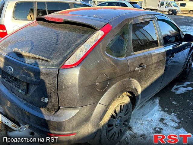 Форд Фокус, объемом двигателя 16 л и пробегом 0 тыс. км за 3700 $, фото 7 на Automoto.ua