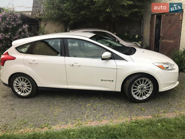 Форд Фокус, объемом двигателя 0 л и пробегом 99 тыс. км за 10300 $, фото 2 на Automoto.ua