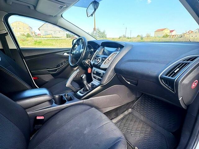Форд Фокус, об'ємом двигуна 1.6 л та пробігом 198 тис. км за 6799 $, фото 6 на Automoto.ua