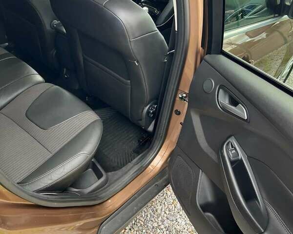 Форд Фокус, об'ємом двигуна 0 л та пробігом 105 тис. км за 6700 $, фото 14 на Automoto.ua