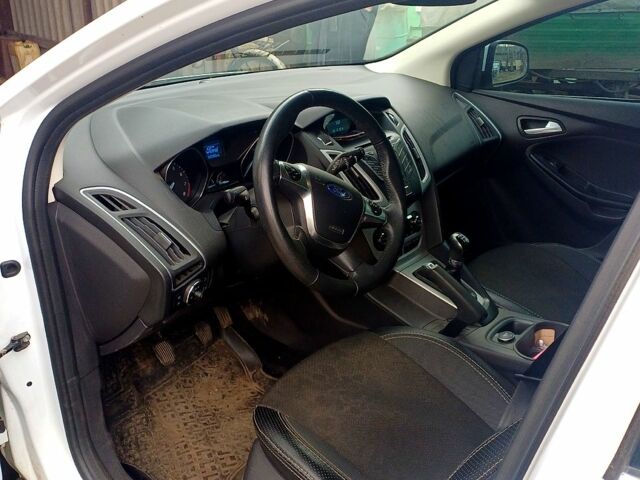Форд Фокус, объемом двигателя 10 л и пробегом 92 тыс. км за 6500 $, фото 4 на Automoto.ua