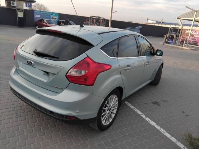 Форд Фокус, объемом двигателя 0 л и пробегом 141 тыс. км за 6350 $, фото 2 на Automoto.ua