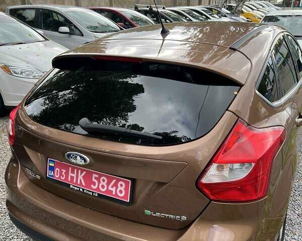 Форд Фокус, об'ємом двигуна 0 л та пробігом 105 тис. км за 6700 $, фото 12 на Automoto.ua