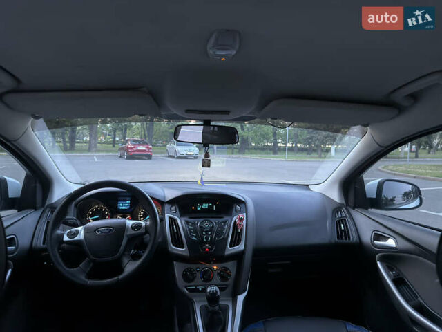 Форд Фокус, объемом двигателя 1 л и пробегом 103 тыс. км за 6239 $, фото 4 на Automoto.ua
