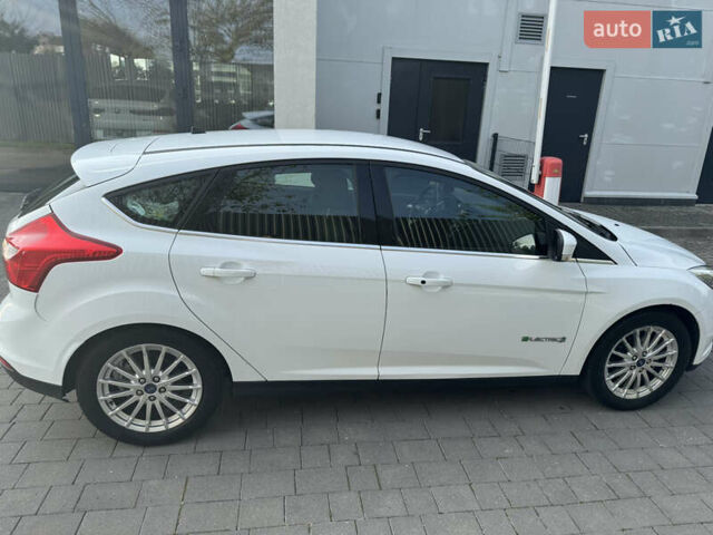 Форд Фокус, об'ємом двигуна 0 л та пробігом 63 тис. км за 6990 $, фото 7 на Automoto.ua