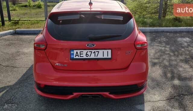 Форд Фокус, объемом двигателя 2 л и пробегом 124 тыс. км за 11498 $, фото 4 на Automoto.ua